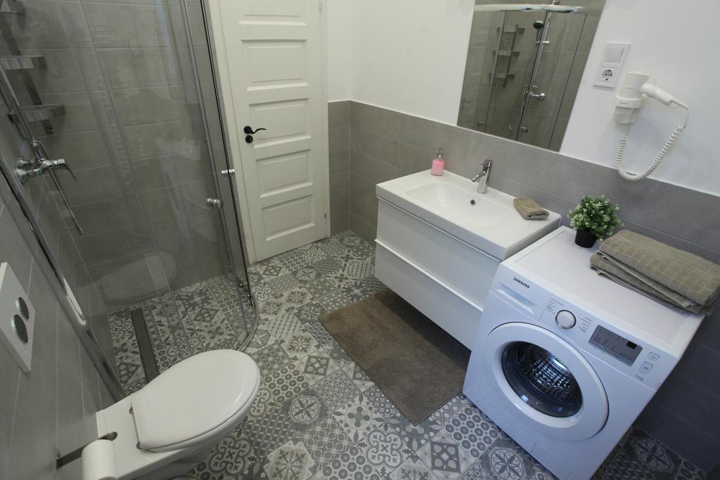 Tailor Apartment In The Center Будапеща Екстериор снимка